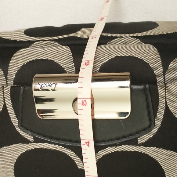 Coach Handle and Crossbody Bag - Picture 9 of 16